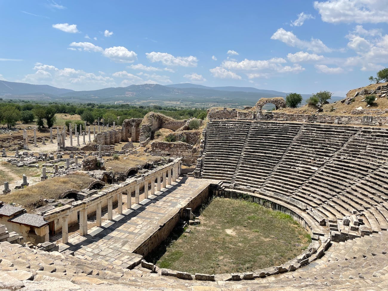 Aydın Mıstaçoğlu Kimdir?