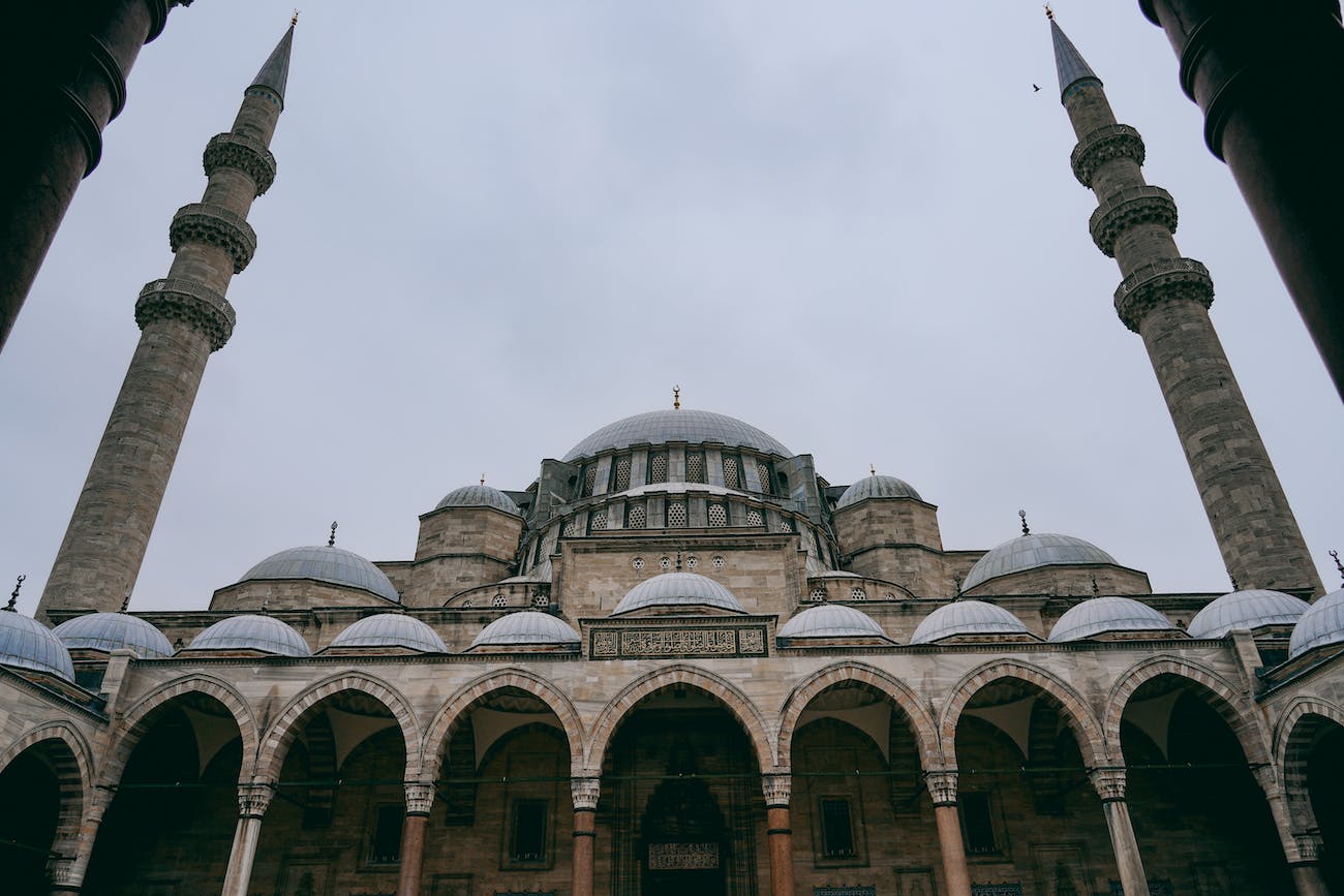 Bursa Ulu Cami Mimarının Kim Olduğu