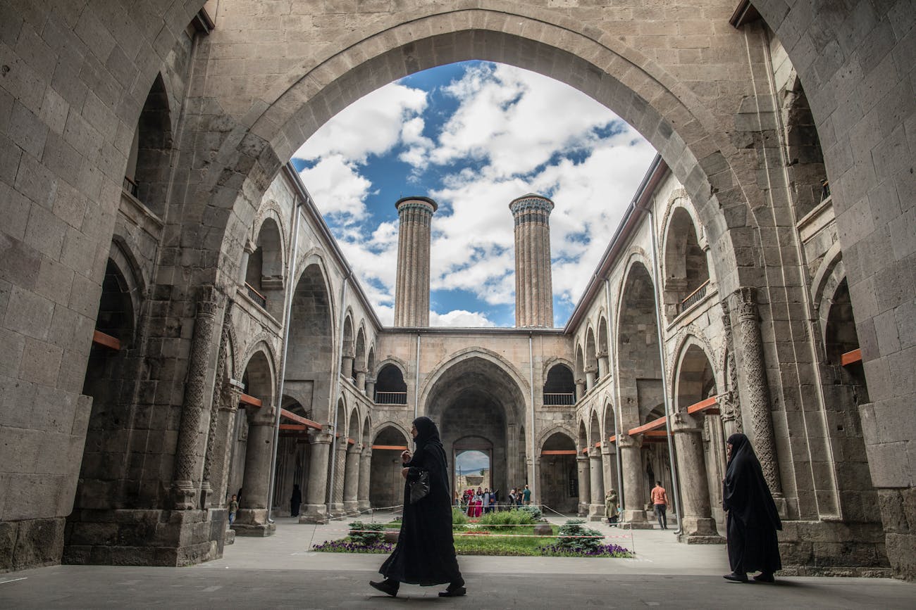 Erzurum Milletvekili Zehra Taşkesenlioğlu Kimdir?