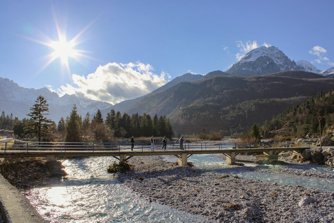 Saffet Alp Kimdir?