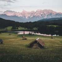 Alp Özcan Kimdir?