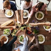 Ekmek yoksa pasta yesinler Diyebilen Kimdir?