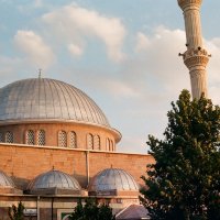 Emre Gönül Kimdir?