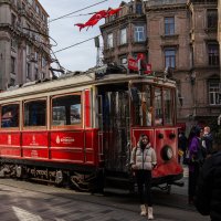 İstiklal Marşının Bestecisi Kimdir?