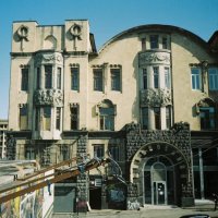 Melik Yiğitel Kimdir? Nerelidir?