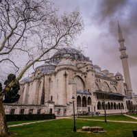 Sinan Oğan'ın Eşi Kimdir?