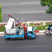 Tayfur Sökmen Kimdir?