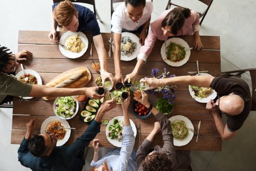 Ekmek yoksa pasta yesinler Diyebilen Kimdir?