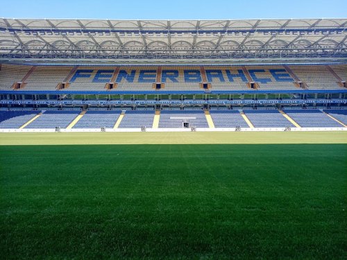 Fenerbahçe Formasıyla Avrupa Kupalarında En Fazla Gol Atan Futbolcu Kimdir?