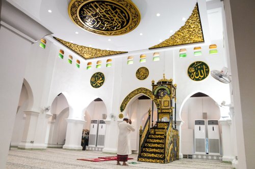 İslam Memiş'in Eşi Kimdir?