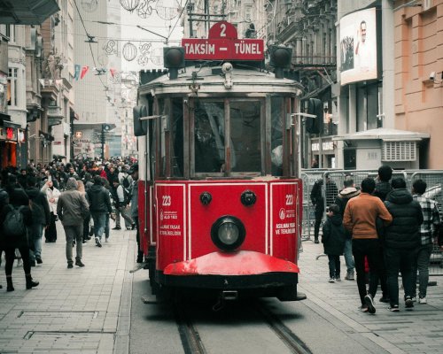 İstiklal Marşı Bestecisi Kimdir?